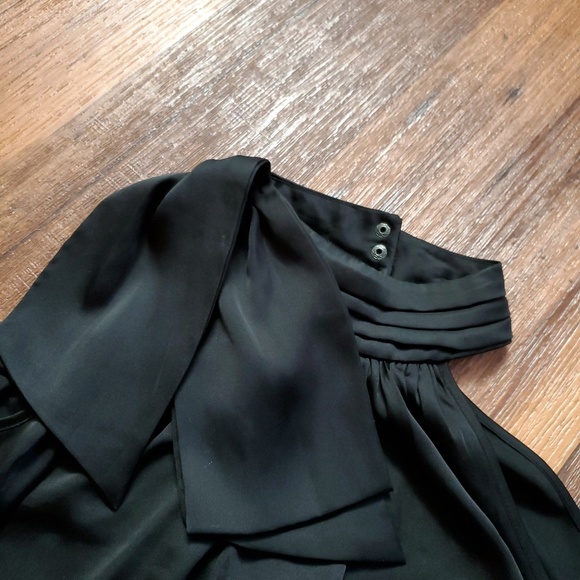 Top - Picture 3 of 6